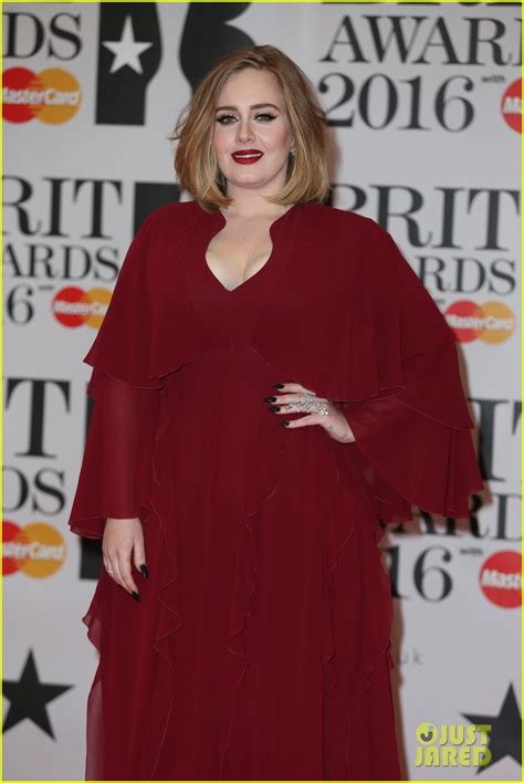 Photo Adele Brit Awards 2016 Red Carpet 05 Photo 3587537 Just