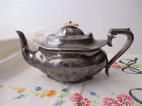 Antique Shefield Co Teapot Silver Plate Electroplated Britannia