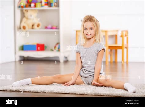 Little Girl Stretching Hi Res Stock Photography And Images Alamy