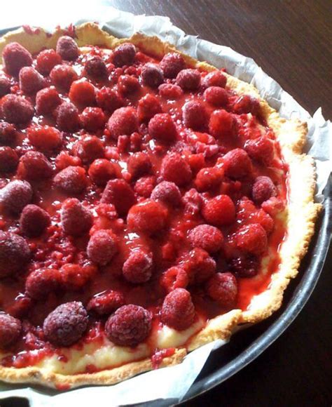 Raspberry Tart Recipe — Rasberry Tart Filling — Eatwell101