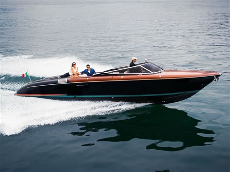 2015 Riva 33 Aquariva Super Cruiser For Sale Yachtworld