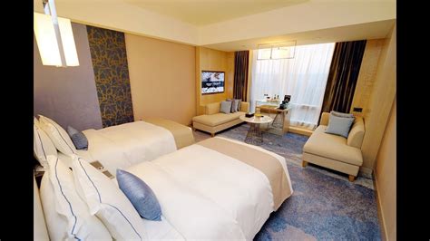 凱撒飯店連鎖（英語：caesar park hotels & resorts）為台灣的五星級飯店之一，也是台灣知名的旅館系統之一，由宏國關係事業經營。 目前凱撒飯店連鎖在台北市（中正區、內湖區、松山區）、新北市(新板特區). 板橋凱撒大飯店 @ 樂活的大方 板橋飯店住宿 - YouTube
