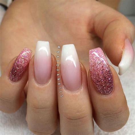 Pretty Nail Paint With Shimmer For Women Reny Styles Nail Art Designs