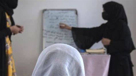अफ़ग़ानिस्तान में तालिबानी बैन और सीक्रेट स्कूल में पढ़ती ये बहादुर लड़कियां Bbc News हिंदी