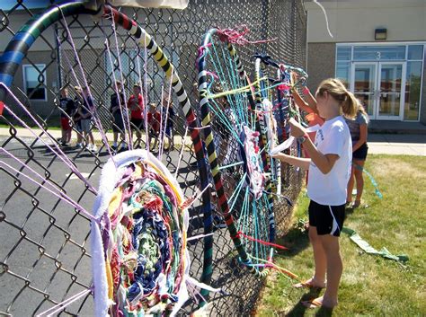 art and ideas that grow summer school hula hooping