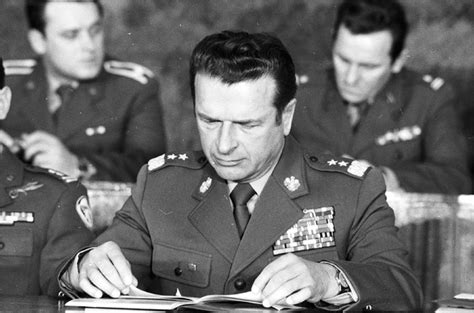 Dziś ostatni dzień zgłaszania kandydatów na rzecznika praw obywatelskich. Ucieczka Jerzego Sumińskiego, zaufanego człowieka Czesława ...