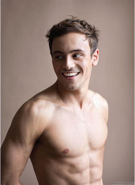 The latest tom daley news, pictures, headlines or videos from the daily mail, mailonline and dailymail.com. Tom Daley & Dustin Lance Black para OUT Magazine Febrero ...