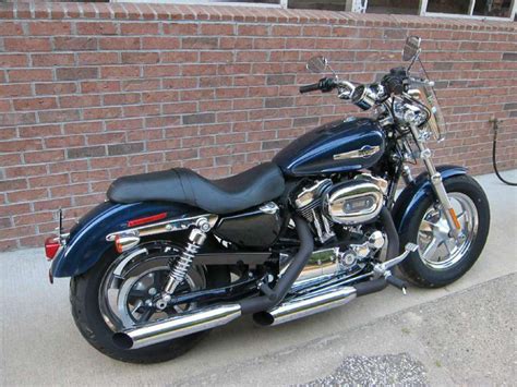 It is the larger version of the sportster with other being an 800cc. Buy 2012 Harley-Davidson XL1200C Sportster 1200 Custom on ...