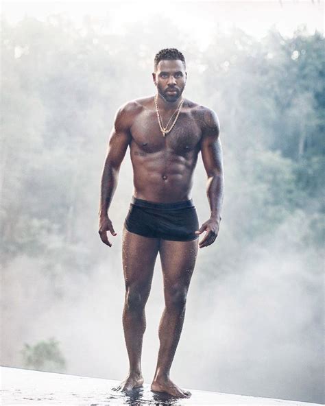 Jason Derulo Says Hes Got An Anaconda In His Pants Leaving Fans