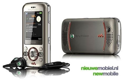 Sony Ericsson C903 Cyber Shot And W395 Walkman Official