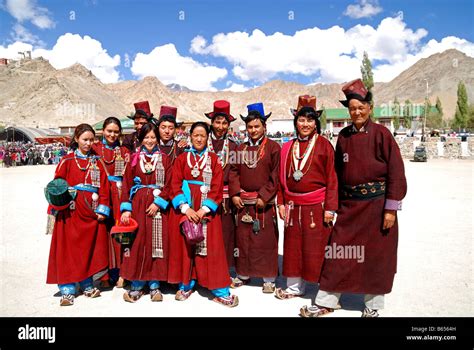 Ladakhi People Pwearing Traditional Ladakhi Dress In Ladakh Festivales