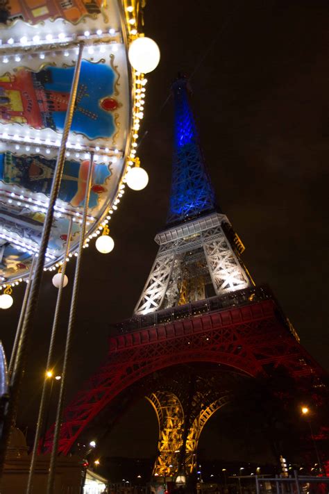 Tour Eiffel Bleu Blanc Rouge 11 Loeil Dans Lobjectif