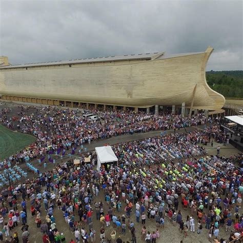 Life Sized Noahs Ark At Theme Park In Kentucky Amusing Planet