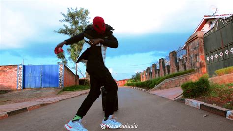 Atta Adwoa Remixbydj Flexrate This From 10 100 Best Afrobeat Dance Video Youtube