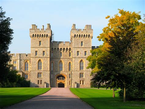 The castle was founded by the norman king, william the conqueror in 1075. An Inside Look at Prince Harry and Meghan Markle's Royal Wedding Venue, Windsor Castle