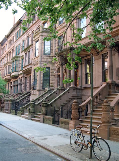 Browse listings of houses for sale in new york, usa, advertised by owners, agents, developers & portals or jump to results for popular locations using the links on the right. Brownstone — Wikipédia