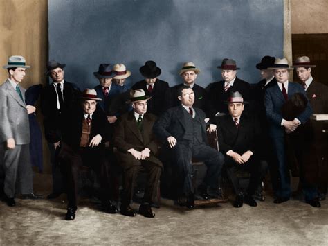 36 Colorized Photos From The Early Days Of Organized Crime