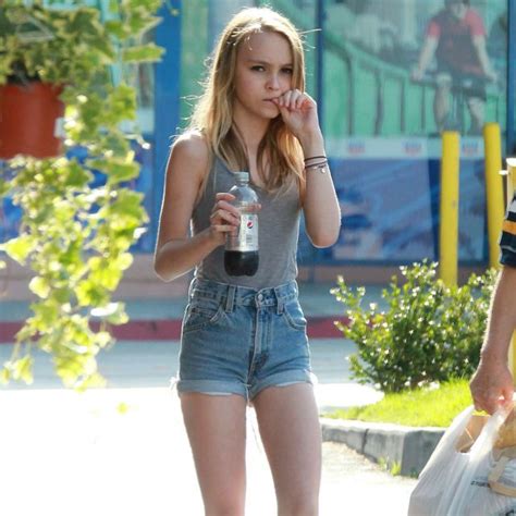 Your First Look At Lily Rose Depps First Starring Film Role Lily Rose Melody Depp Lily Rose