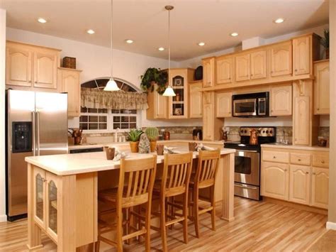 A rustic kitchen with oak cabinetry can be enhanced by the ambient lighting. Kitchen Paint Colors with Light Oak Cabinets Ideas Design ...