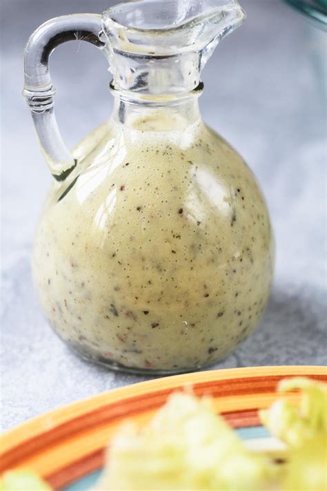 Copycat Olive Garden Salad Dressing