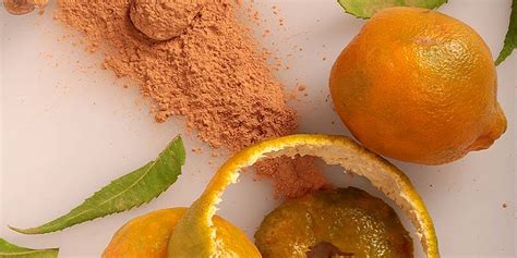 Get Naturally Glowing Skin With These Orange Peel Face Packs
