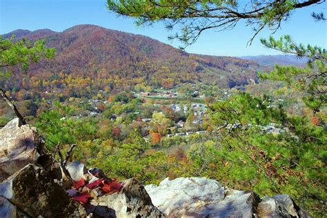 Top 25 Coolest Nc Mountain Towns Nc Mountains Southern California
