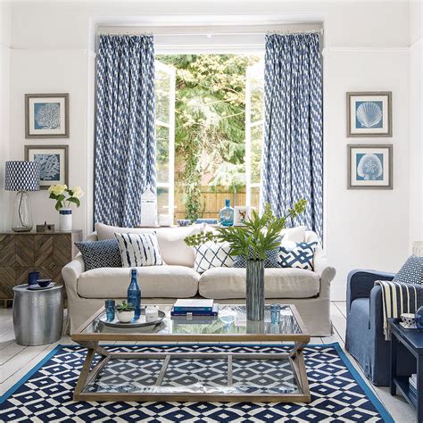 33 Extraordinary Collections Of Blue Living Room Decorating Ideas