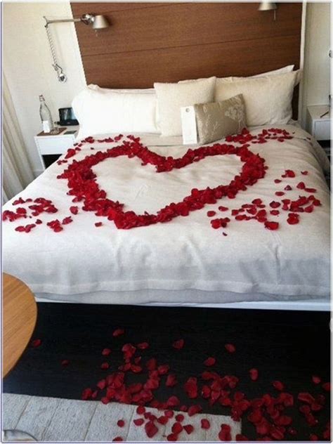 15 Diy Bedroom Decoration For A Romantic Valentine S Day Romantic Bed