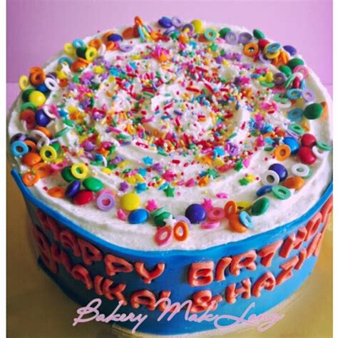 281 44 birthday cake candles. Bakery MakLong: Kek untuk birthday boy