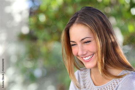 Beautiful Woman Laughing Happy Outdoor Stock Foto Adobe Stock