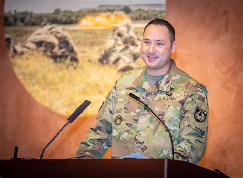 New First Sergeant Assumes Responsibility Walter Reed Army Institute