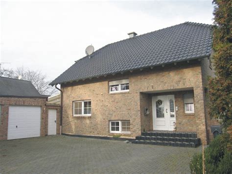 Wohnungen, wgs, zimmer (möbliert und unmöbliert). Freistehendes Einfamilienhaus in Schwalmtal-Felderseite ...