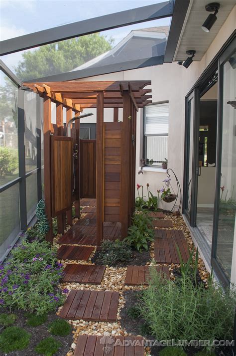14 Design Ideas For An Exhilarating Outdoor Shower