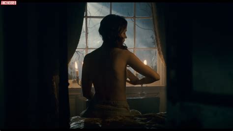 Naked Emily Blunt In The Wolfman