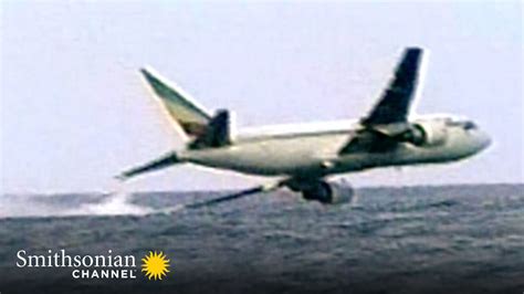 The Pilot Of A Hijacked Plane Is Forced To Land It In The Ocean Air Disasters Smithsonian