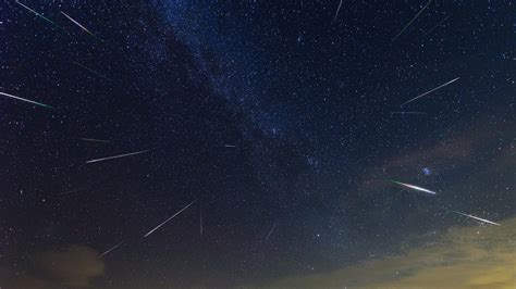 However in 2021, the peak falls on the night of monday, december 13, when the moon will be nearly full, making dark sky conditions hard to find. The Perseid Meteor Shower Peaks Next Week—Here's How to ...