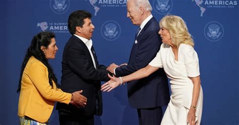 Pedro Castillo Y Su Saludo Protocolar Con Joe Biden En La Ix Cumbre De Las Américas
