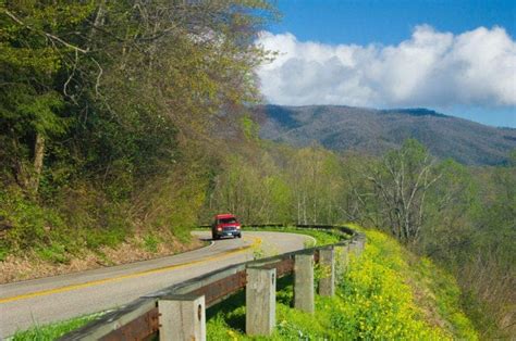 Scenic Drives In The Smoky Mountains You Dont Want To Miss