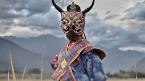 Photographer Documents Worlds Most Dramatic Ritual Masks Cnn Style