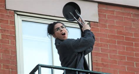 Sarah Silverman Makes Noise For Healthcare Workers On Her Nyc Balcony
