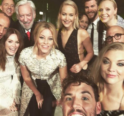 Entire Mockingjay Part 2 Cast Pose For Epic Farewell Selfie And It