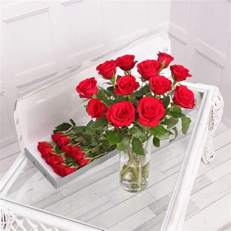 Letterbox 12 Red Roses Flowers Delivery 4 U Southall Middlesex