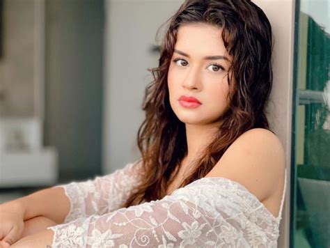 avneet kaur did a killer photoshoot without pants gave one pose in front of the camera