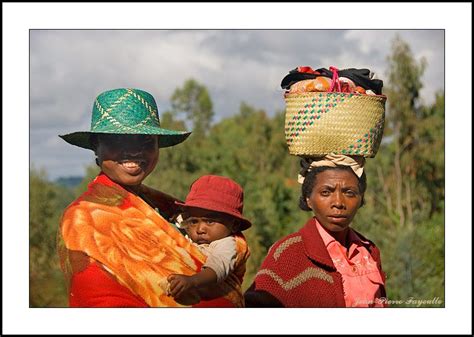 betsileo women a photo from fianarantsoa south trekearth women africa madagascar