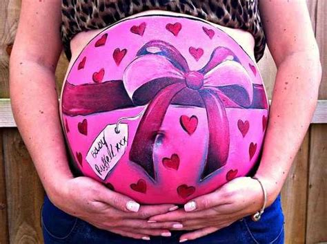 This Artist Paints On Pregnant Womens Bellies And The Results Are