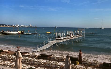 We did not find results for: CANNES, FRANKREICH - 5. JULI 2014: Der Strand In Cannes ...