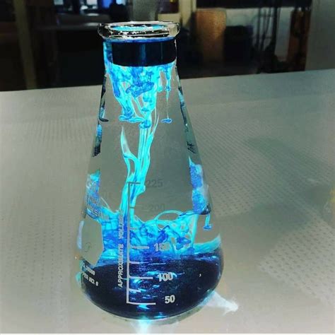 Pin By Clara Carbajal On Chemistry Chemistry Experiments Stem
