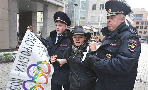 Ioc Fully Satisfied Over Russia S Anti Gay Law Ahead Of Sochi Olympics Sports Illustrated