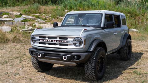 What “trim Level” Is This Bronco Most Others Have The Black Grill But