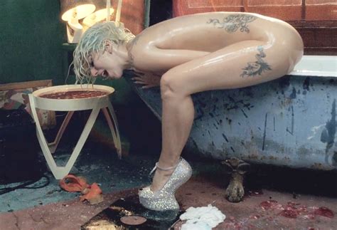 Sexy Lady Gaga Naked Photo